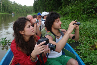 Ramiel & Nicole - jungle canoe trip in Tortuguero © by OA:modio